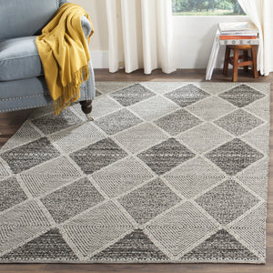Safavieh Montauk 822 Hand Woven Cotton Rug MTK822D-4