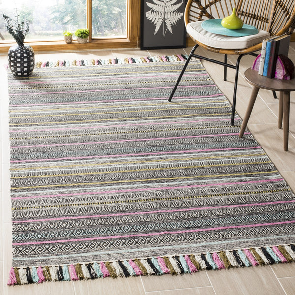 Safavieh Montauk MTK901 Rug