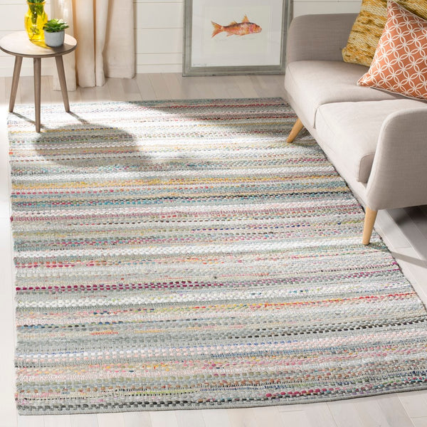 Safavieh Montauk MTK975 Rug