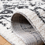 Safavieh Moroccan Tassel Shag 413 70% Polyester + 30% Polypropylene Friese Power Loomed Transitional Rug MTS413A-7SQ