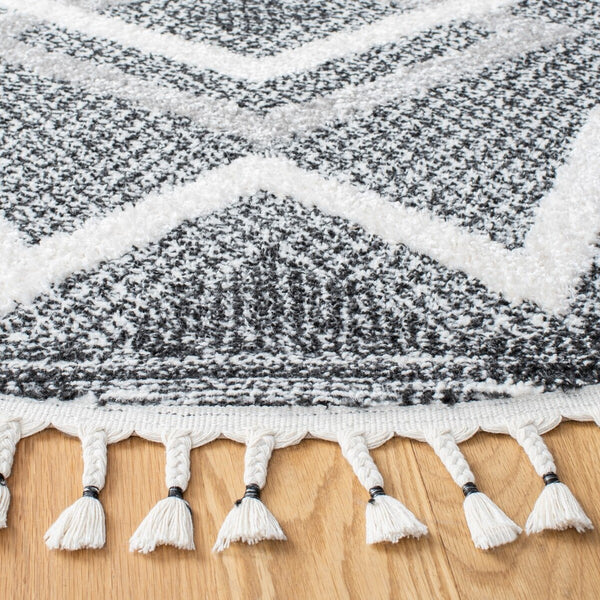 Safavieh Moroccan Tassel Shag 452 70% Polyester + 30% Polypropylene Friese Power Loomed Bohemian Rug MTS452A-7SQ