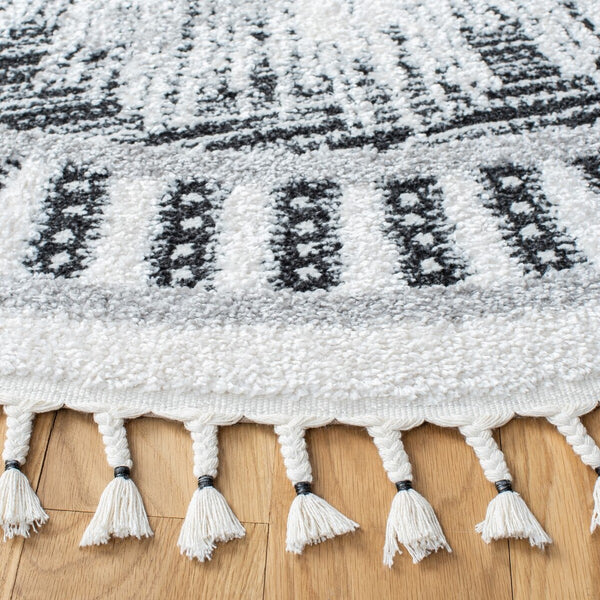 Safavieh Moroccan Tassel Shag 483 70% Polyester + 30% Polypropylene Friese Power Loomed Bohemian Rug MTS483A-7SQ