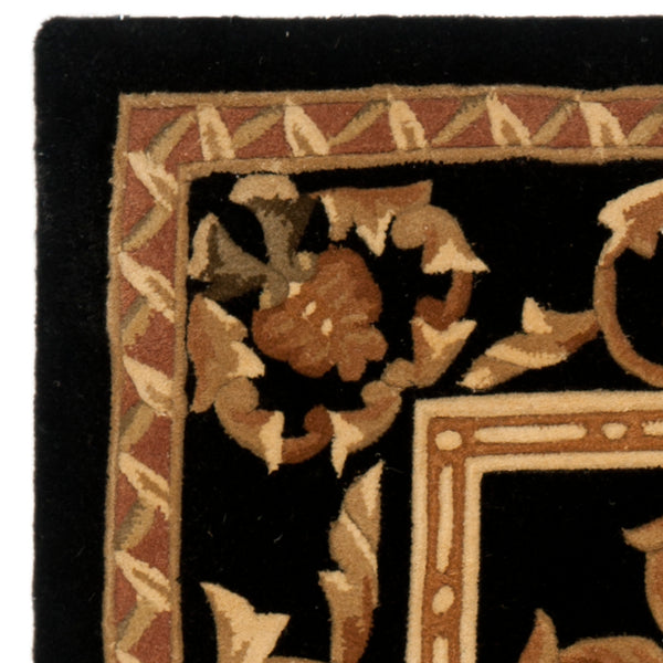 Safavieh NA516 Hand Tufted Rug