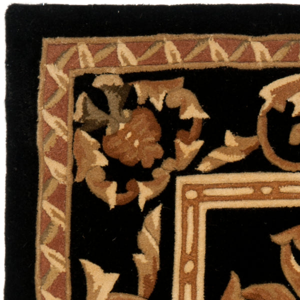 Safavieh NA516 Hand Tufted Rug