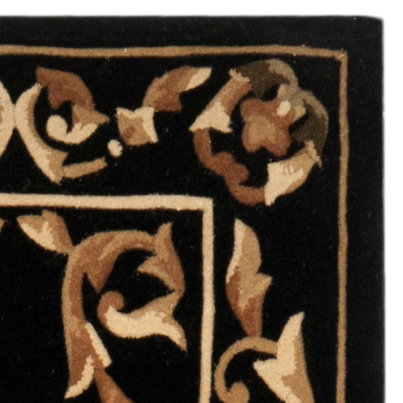 Safavieh NA517 Hand Tufted Rug