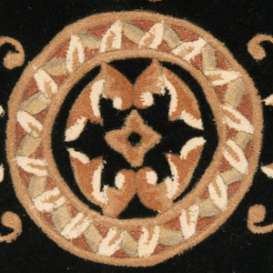 Safavieh NA517 Hand Tufted Rug