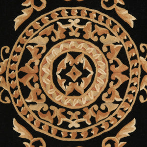 Safavieh NA517 Hand Tufted Rug