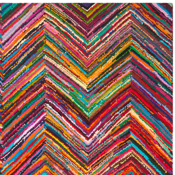 Safavieh Nantucket NAN141 Hand Tufted Rug