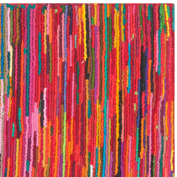 Safavieh Nantucket NAN142 Hand Tufted Rug