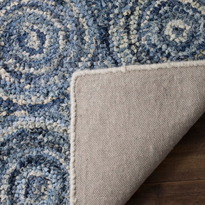 Safavieh Nantucket NAN214 Hand Tufted Rug