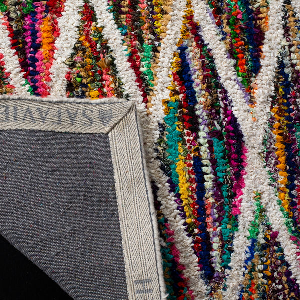 Safavieh Nantucket NAN313 Hand Tufted Rug