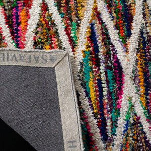 Safavieh Nantucket Hand Tufted 70% Cotton and 30% Polyester Rug NAN313A-23