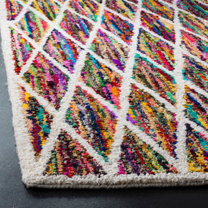 Safavieh Nantucket NAN313 Hand Tufted Rug