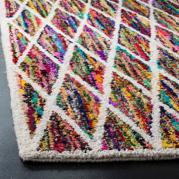 Safavieh Nantucket Hand Tufted 70% Cotton and 30% Polyester Rug NAN313A-23