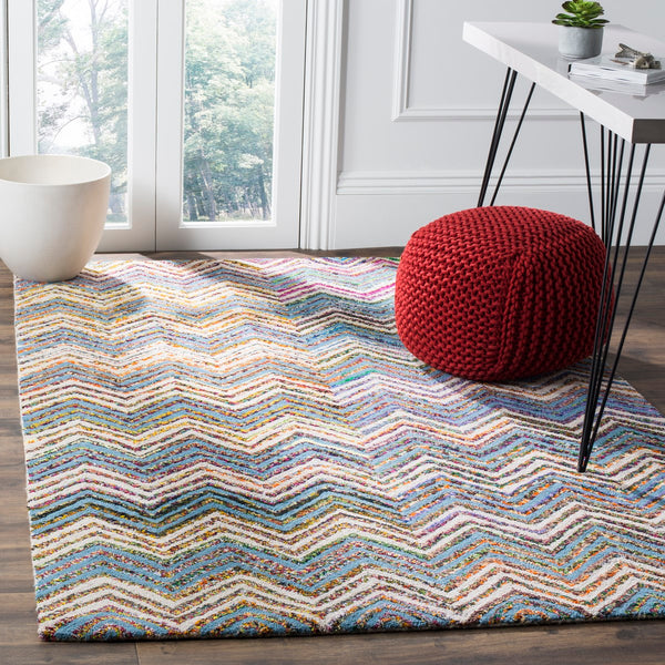 Safavieh Nantucket NAN601 Hand Tufted Rug