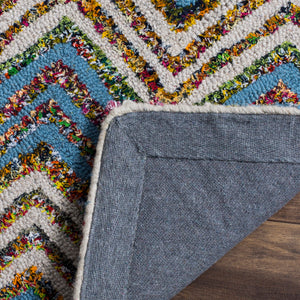 Safavieh Nantucket NAN601 Hand Tufted Rug