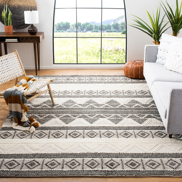 Safavieh Natura 104 Hand Woven 60 % Wool 30 % Cotton 10 % Others Rug NAT104A-8SQ