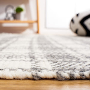 Safavieh Natura 110 Hand Woven Wool Contemporary Rug NAT110F-9