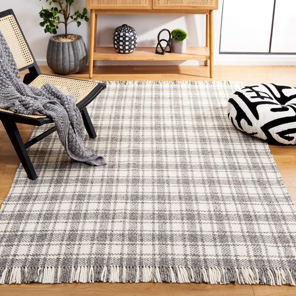 Safavieh Natura 110 Hand Woven Wool Contemporary Rug NAT110F-9