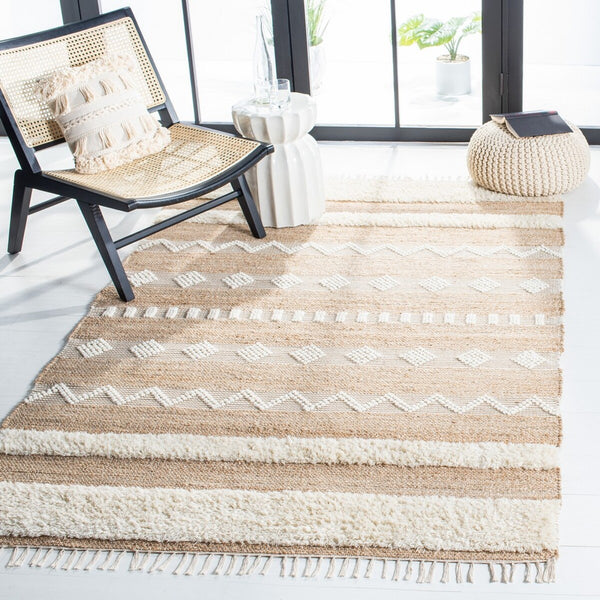 Safavieh Natura 123 Hand Woven 70% Jute/20% Wool/and 10% Cotton Rug NAT123A-9