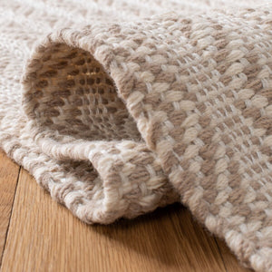 Safavieh Natura Tassle 153 Hand Loomed 60% Polyester and 40% Wool Rug NAT153B-3