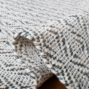 Safavieh Natura Tassle 153 Hand Loomed 60% Polyester and 40% Wool Rug NAT153H-3