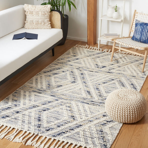 Safavieh Natura 176  Hand Loomed 60% Wool, 30% Jute, 10% Cotton Rug NAT176M-8