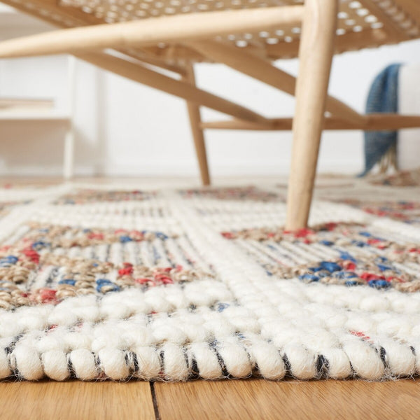 Safavieh Natura 178  Hand Loomed 60% Wool, 30% Jute, 10% Cotton Rug NAT178Q-8