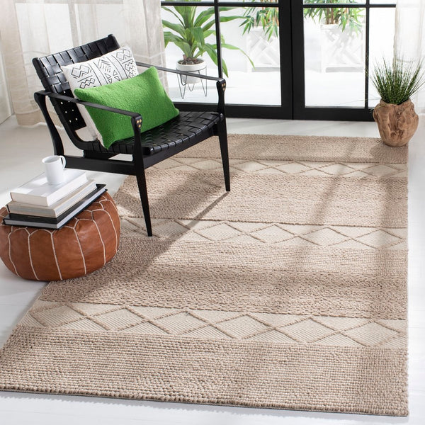 Safavieh Nat217 Hand Woven 80% Wool and 20% Cotton Rug NAT217A-2