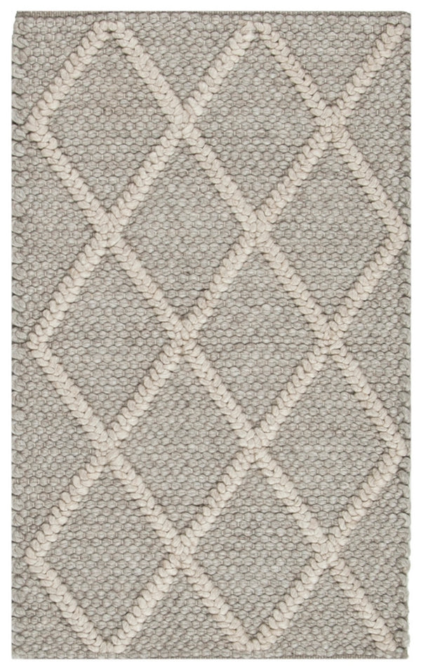 Safavieh Natura 310  Hand Woven 40% Wool & 60% Bamboo Silk Rug NAT310C-24