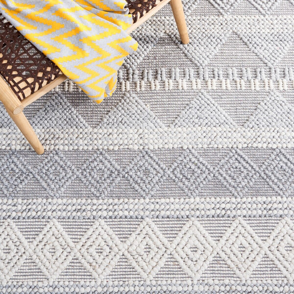 Safavieh Natura 317  Hand Woven 60% Wool & 40% Viscose Rug NAT317G-9