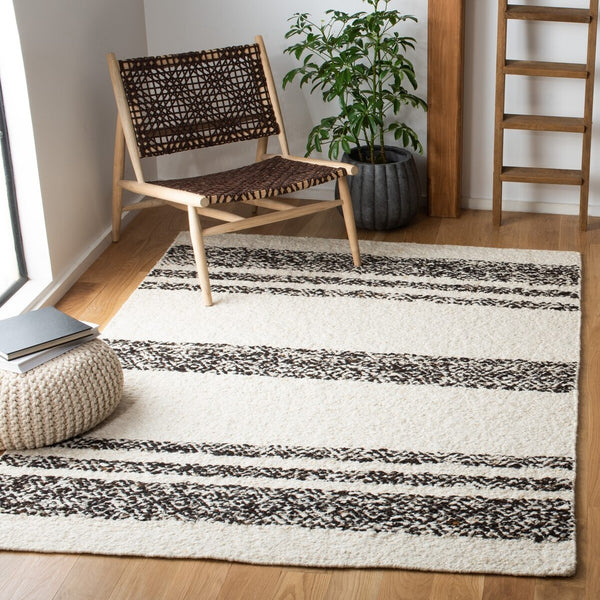 Natura 328 Hand Woven 90% Wool, 10% Cotton 0 Rug Black / Ivory 90% Wool, 10% Cotton NAT328Z-9