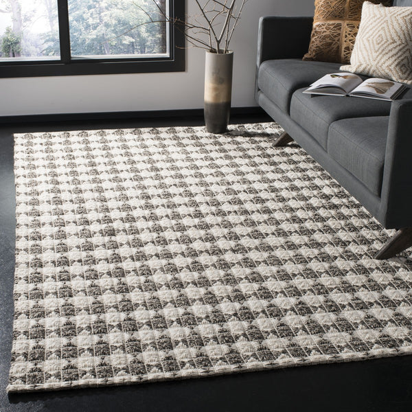Safavieh Natura 407 Hand Woven 65% Polyester/30% Viscose/and 5% Wool Rug NAT407Z-3
