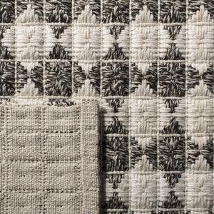 Safavieh Natura 407 Hand Woven 65% Polyester/30% Viscose/and 5% Wool Rug NAT407Z-3