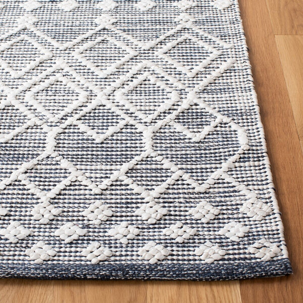 Safavieh Natura 575 Hand Woven 50% Cotton and 50% Viscose Rug NAT575H-8