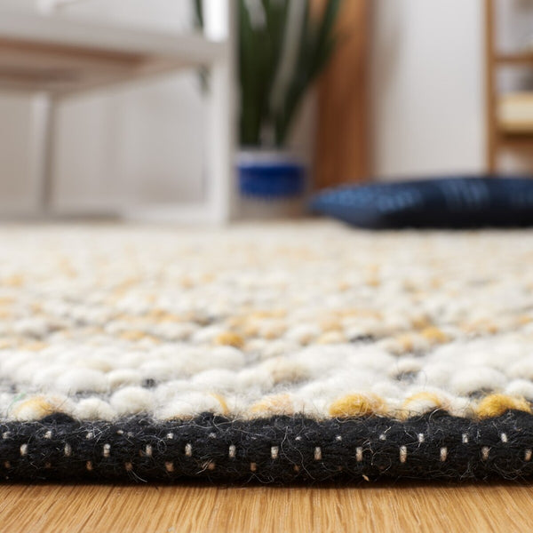 Safavieh Natura 615 Hand Woven 70% Wool and 30% Cotton Rug NAT615C-8