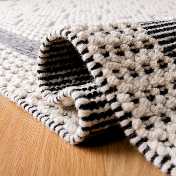 Safavieh Natura NAT624 Hand Woven Rug