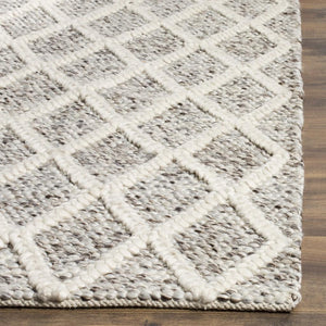 Safavieh Natura 711 Hand Woven 80% Polyester and 20% Cotton Rug NAT711A-2