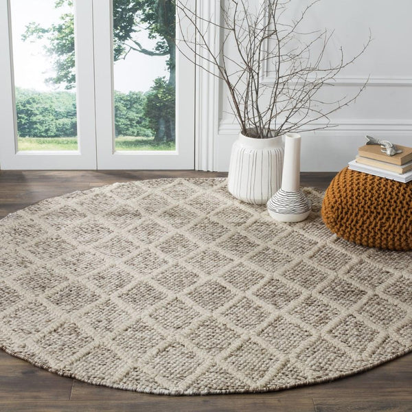 Safavieh Natura 711 Hand Woven 80% Polyester and 20% Cotton Rug NAT711A-2