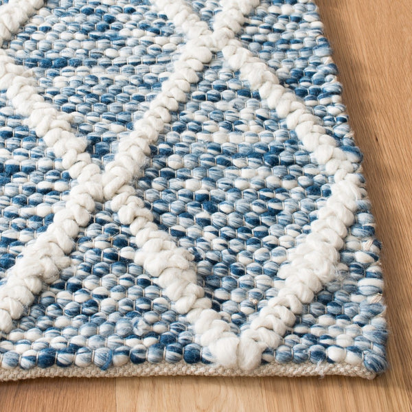 Safavieh Natura 711 Hand Woven 80% Polyester and 20% Cotton Rug NAT711B-2