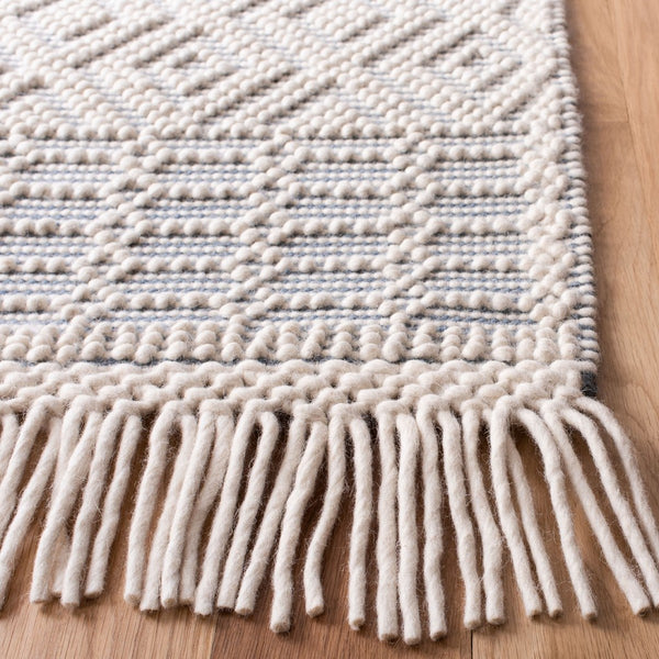 Safavieh Natura 852 Hand Loomed Wool Bohemian Rug NAT852A-8SQ