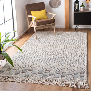 Safavieh Natura 852 Hand Loomed Wool Bohemian Rug NAT852A-8SQ