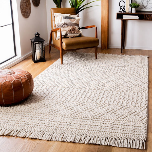 Safavieh Natura NAT852 Hand Loomed Rug