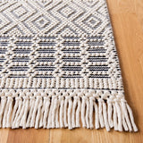 Safavieh Natura 852 Hand Loomed Wool Bohemian Rug NAT852N-8SQ