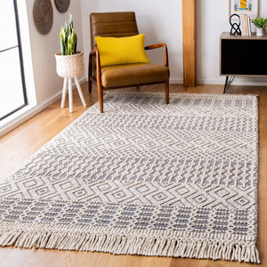 Safavieh Natura 852 Hand Loomed Wool Bohemian Rug NAT852N-8SQ