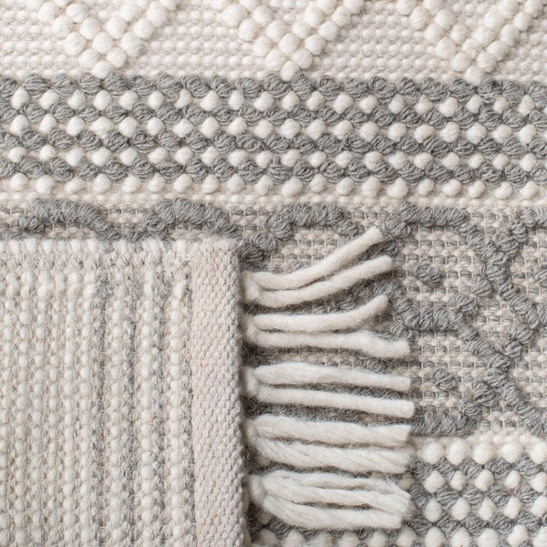 Safavieh Natura 859 Hand Woven Wool Bohemian Rug NAT859A-9