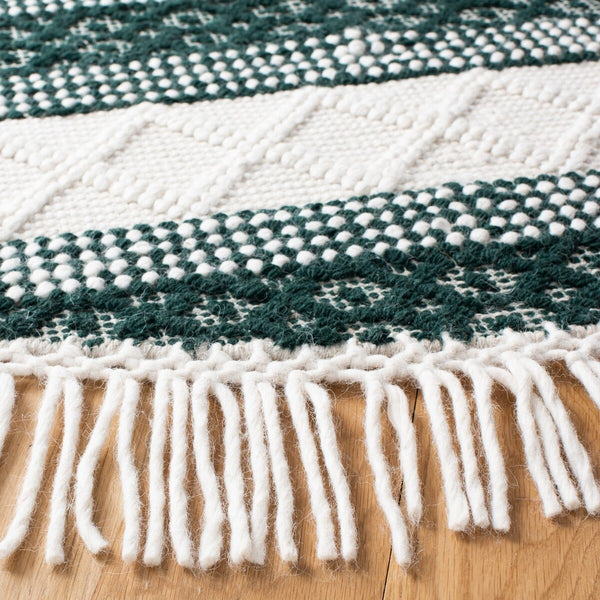 Natura 859 Hand Woven 100% Wool Pile Bohemian Rug Ivory / Green 100% Wool Pile NAT859Y-4