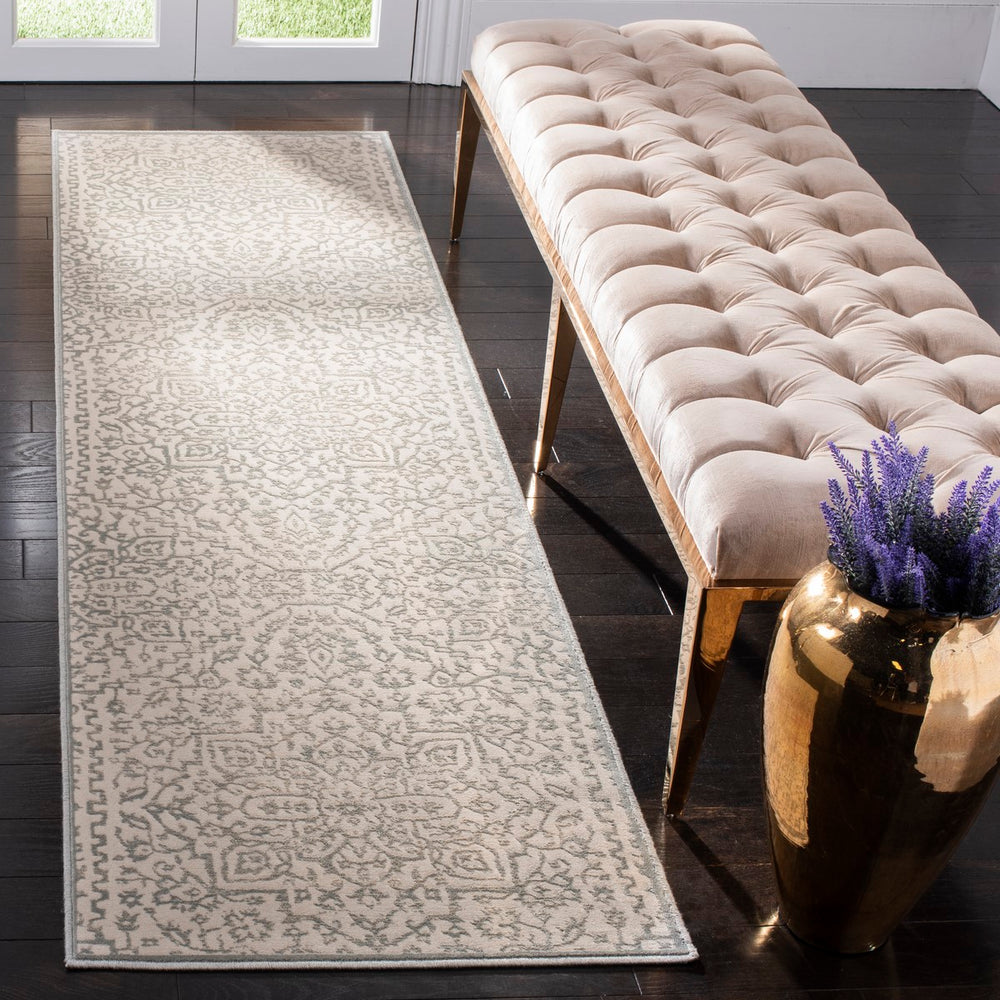 Safavieh Noble Nbl691 768 Power Loomed Rug