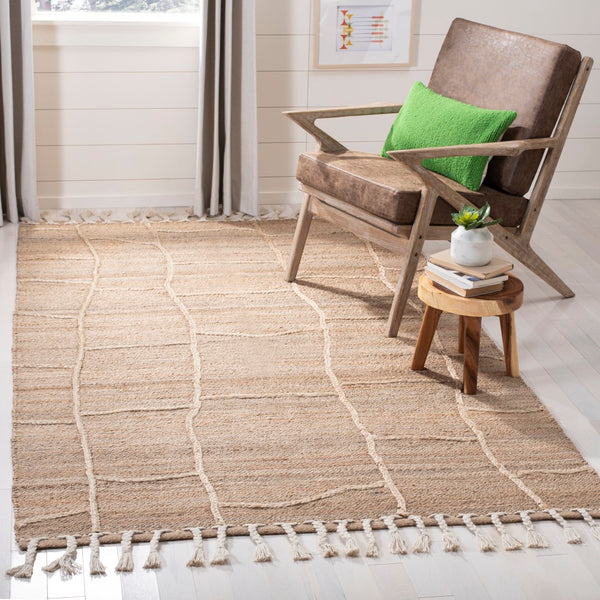 Safavieh Natural NF105 Hand Woven And Stitched Rug