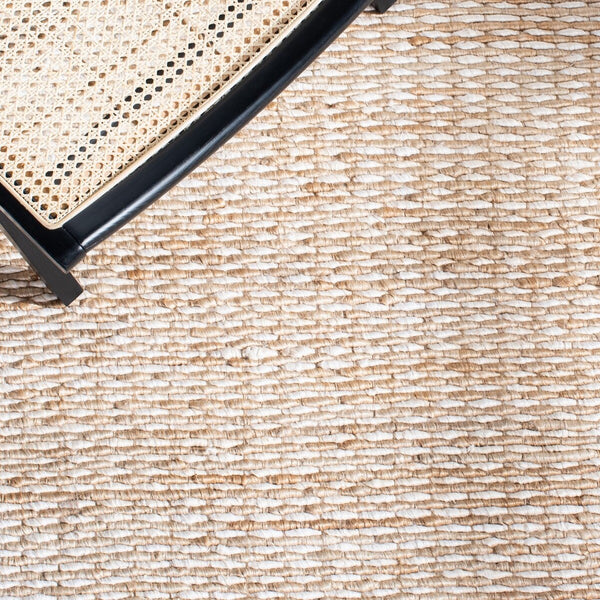 Safavieh Natural Fiber 110  Hand Woven Jute Rug NF110B-9
